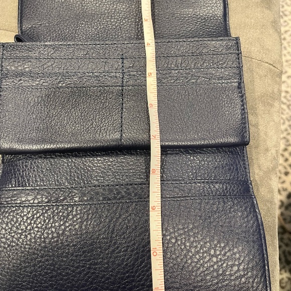 Badgley Mischka Navy Crocodile Leather Wallet ~ New without tags - Picture 10 of 10
